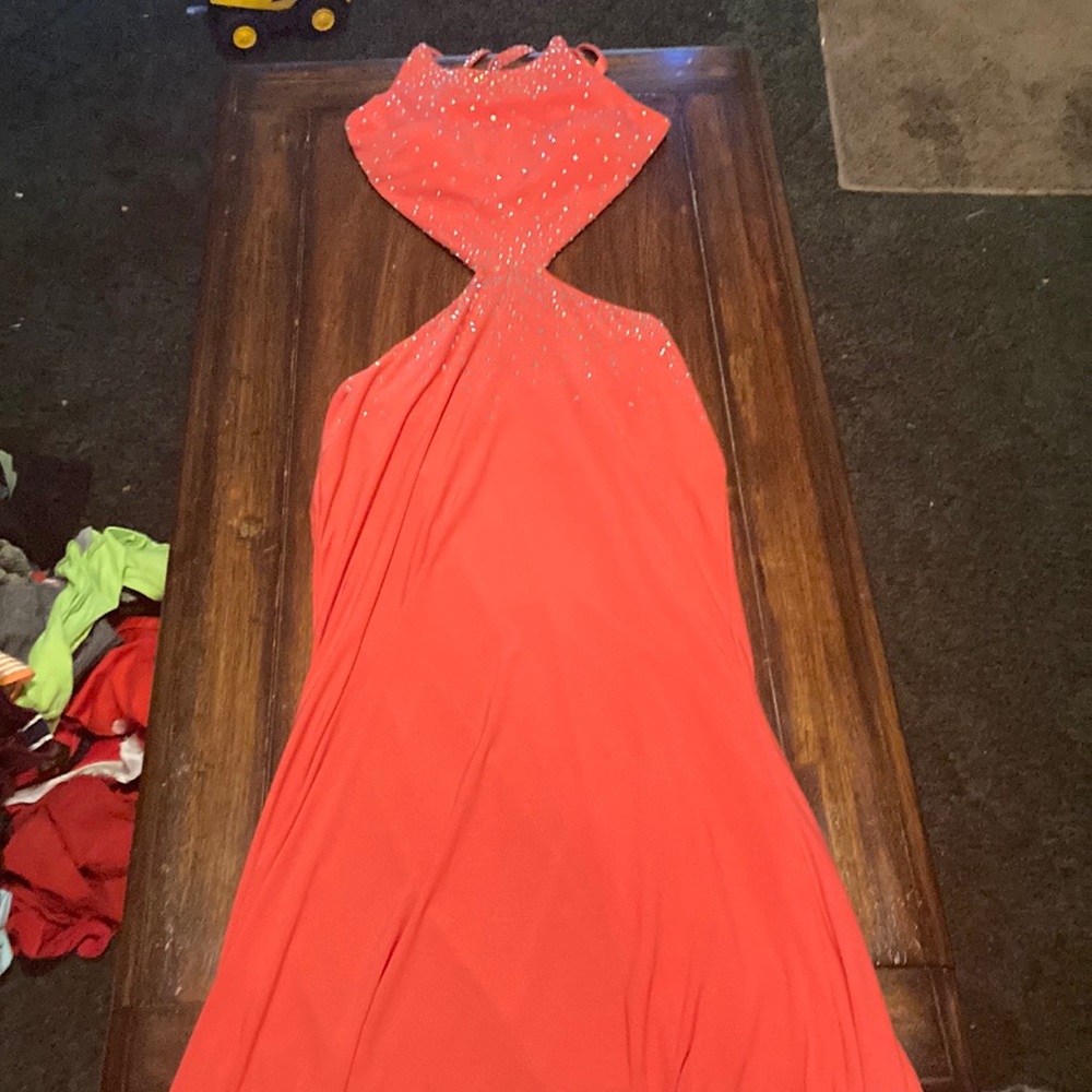 this beautiful pink dress only wore a couple times, I have cleaned it throughly!